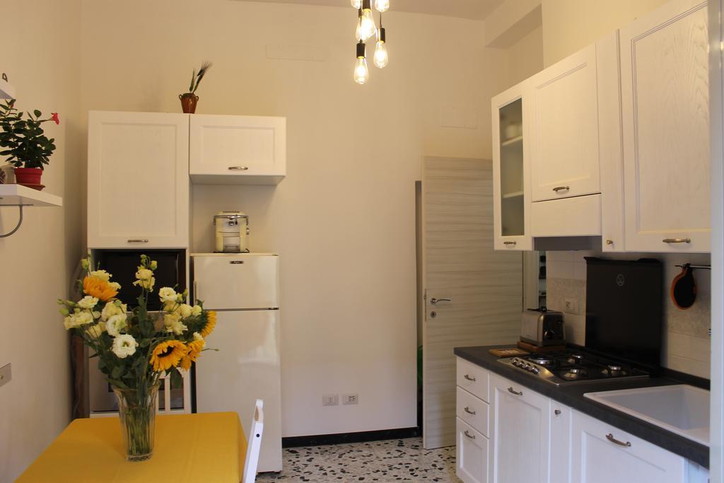 Termini Station Apartment Ai Due Cortili Presso Le Mura Aureliane Rome Exterior photo